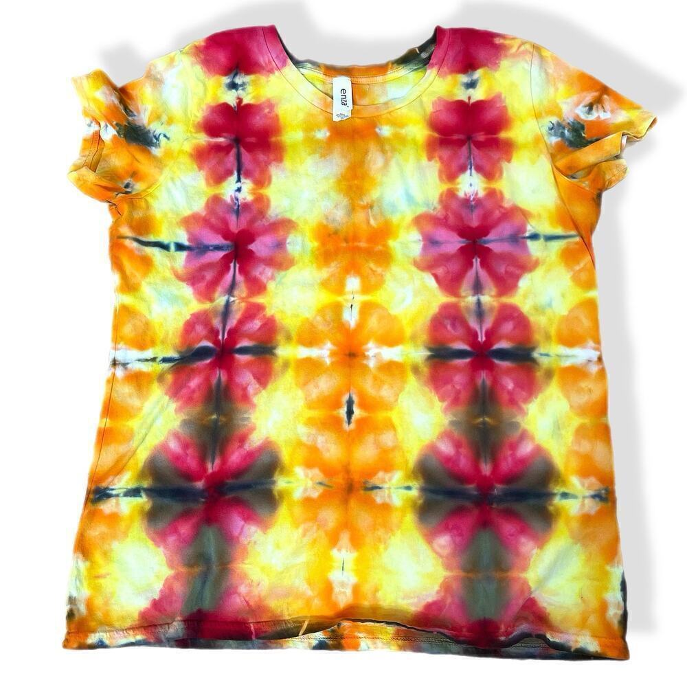 handmade tie dyed ladies tshirt XL shibori plaid starburst